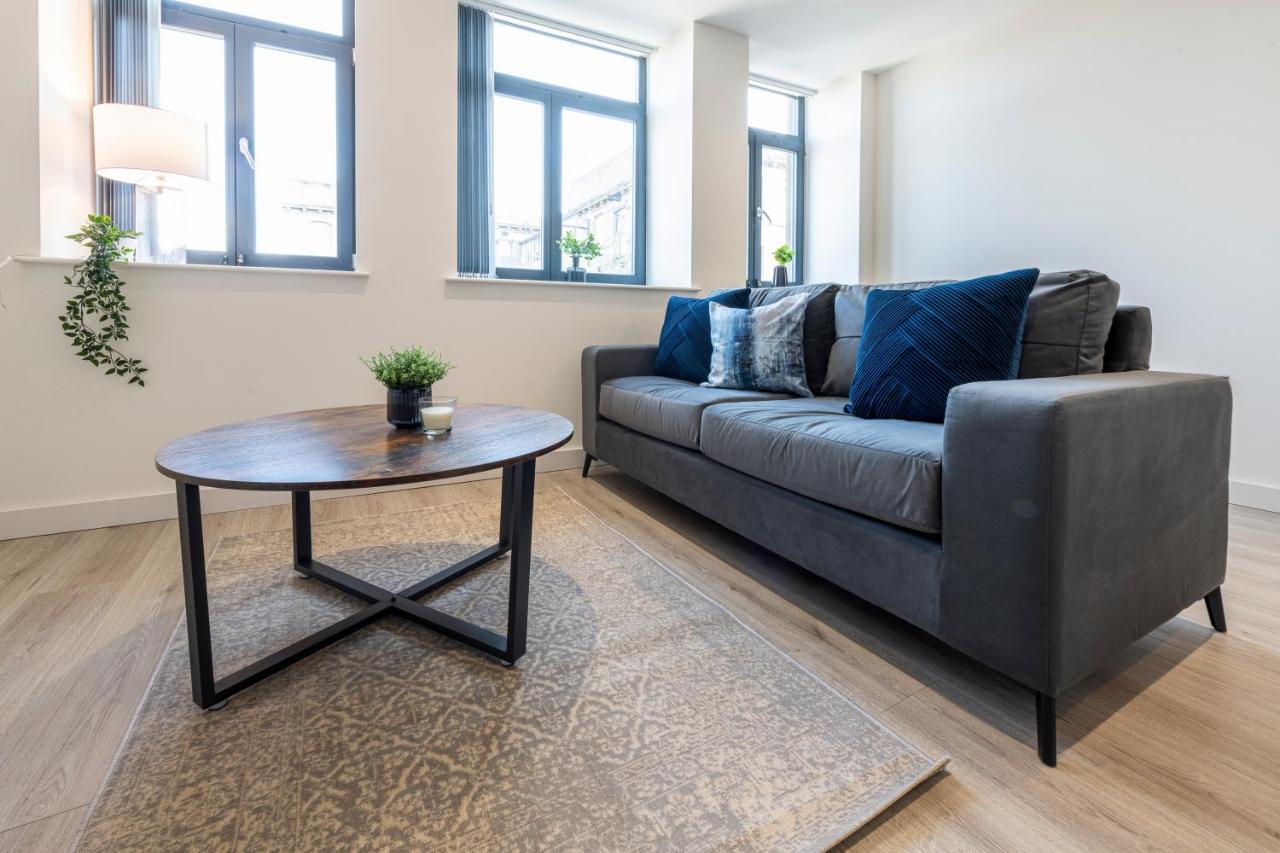 Stylish 2 Bed Apartment Close To City Bradford  Exterior photo