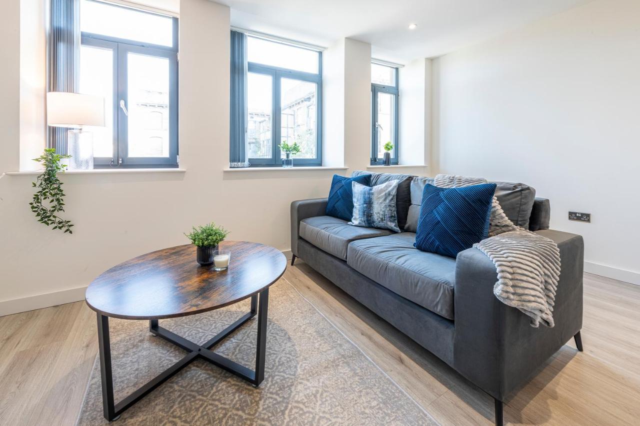 Stylish 2 Bed Apartment Close To City Bradford  Exterior photo